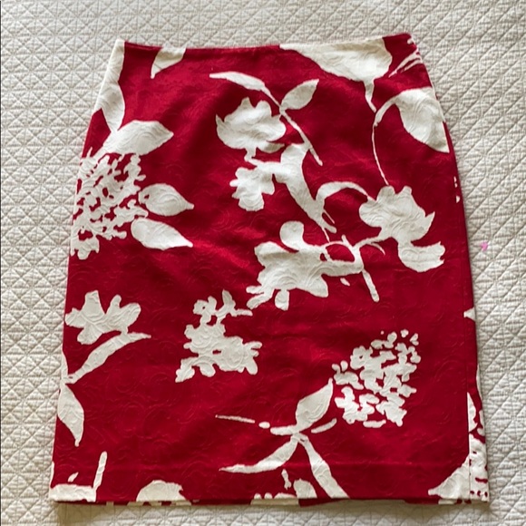 Talbots Dresses & Skirts - Talbots Red & Cream Pencil Skirt Size 8